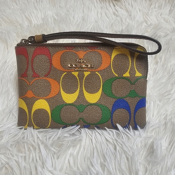 Coach C9945 Corner Zip Wristlet In Rainbow Signature Canvas